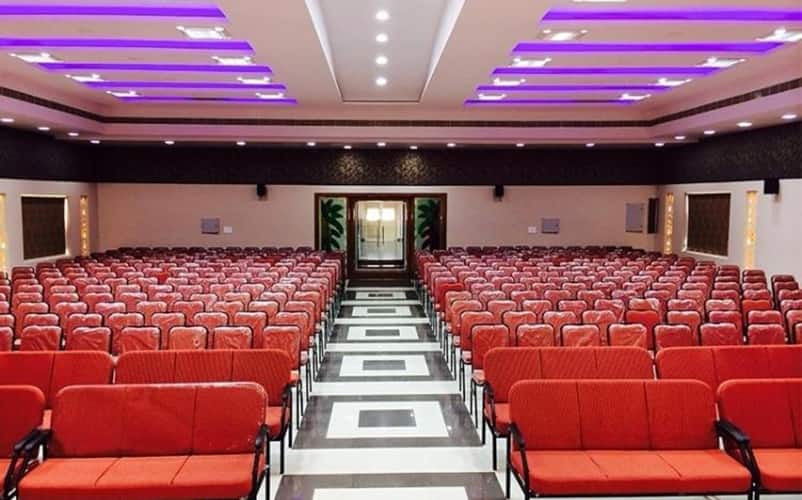 Hotel Vijay Grand East Godavari, Annavaram 3